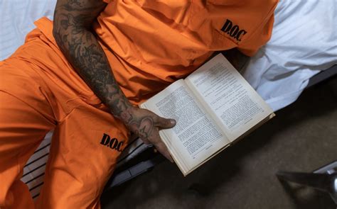 How to Send Books to Inmates from Amazon: A Detailed Guide with Frequently Asked Questions